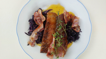 Kačacie prsia s teryaki kapustou so slaninou a pomarančovou omáčkou – recept Martina Kolníka - TefalZimneRecepty.jpg