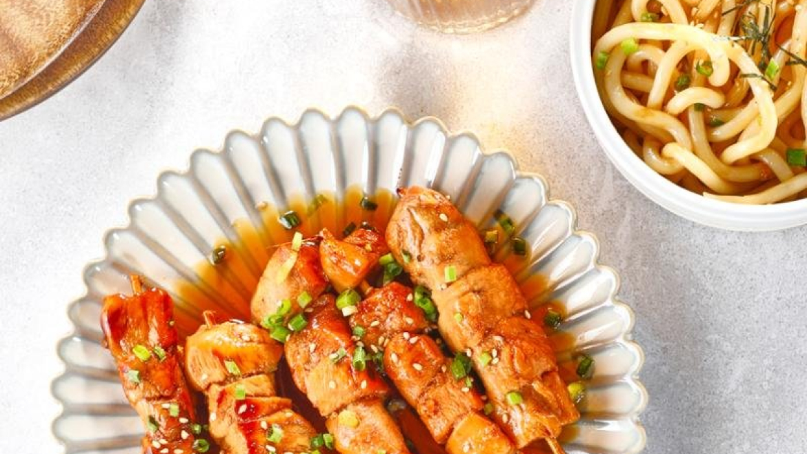 Kuřecí špízy Yakitori.jpg