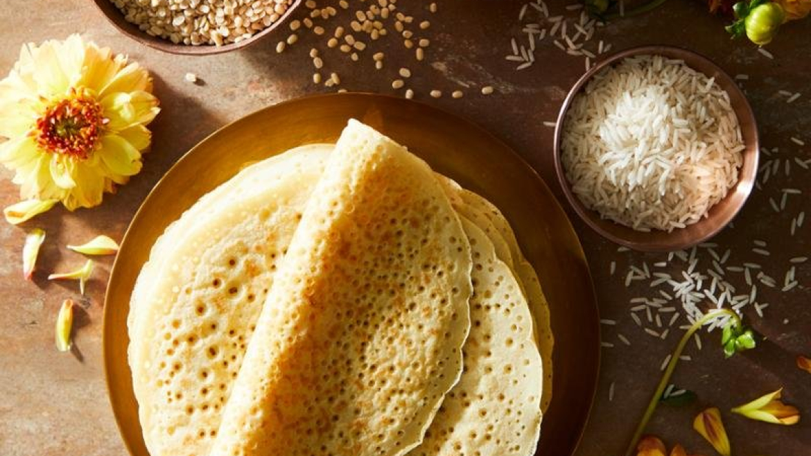 Dosa (indické palačinky).jpg