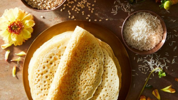 Dosa (indické palačinky).jpg