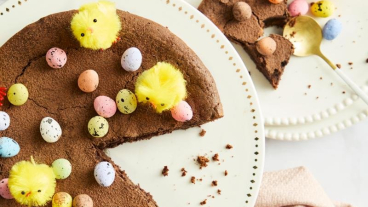 Velikonoční vajíčkové brownies (Paaseitjes brownies).jpg